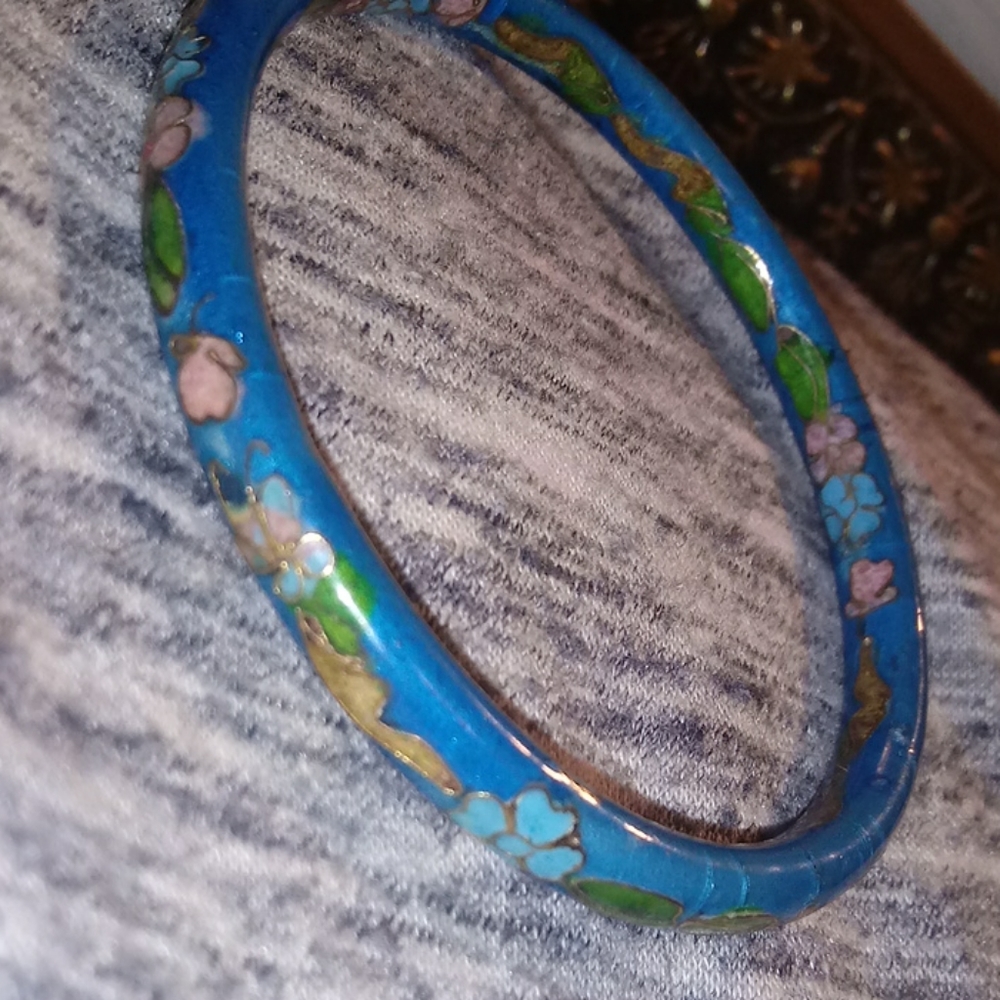 Bracelet - Picture 2 of 6